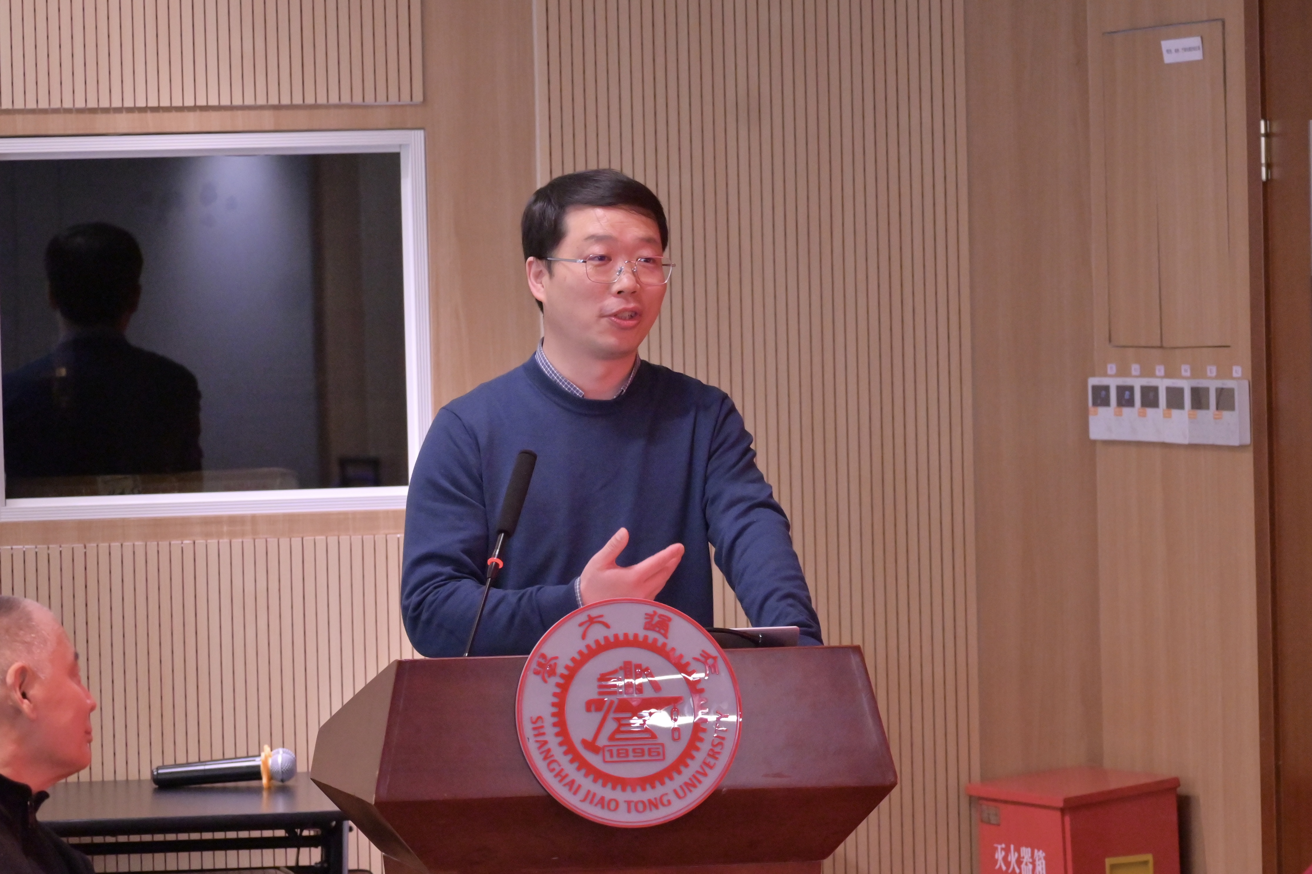 218b8a8396c968de1abc6383d866b944